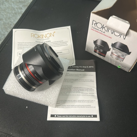 12mm F2.0 for Sony E High Speed Wide Angle Lens - Black - Picture 1 of 6